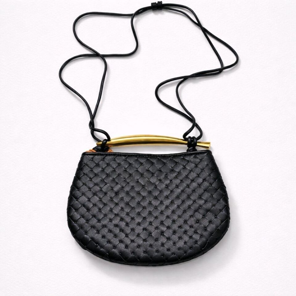 Siyah El örgüsü İthal Gold Tutma Saplı Çanta