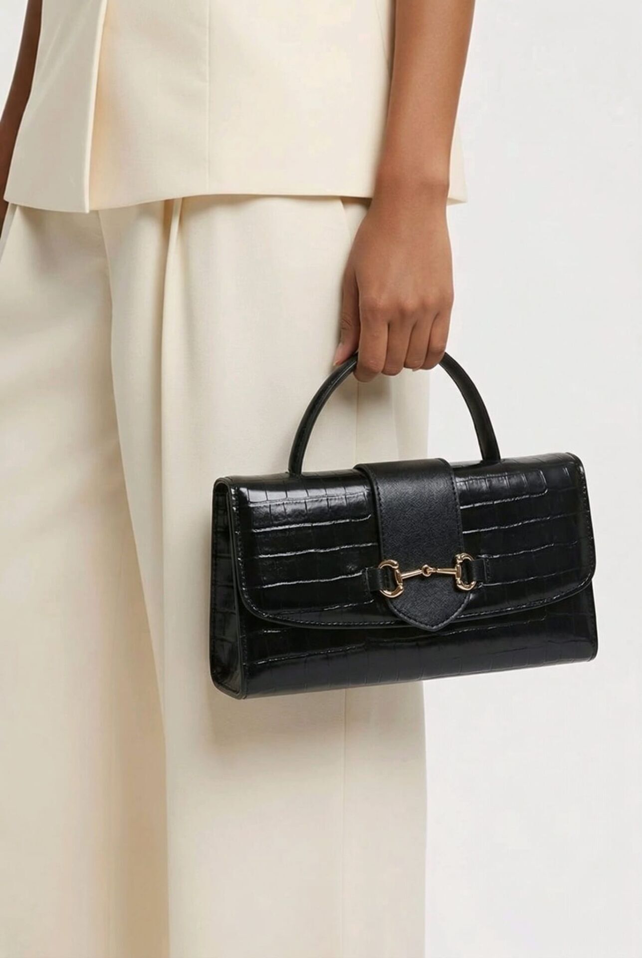 SİYAH KADIN KARTLIKLI CÜZDAN KOL ÇANTASI