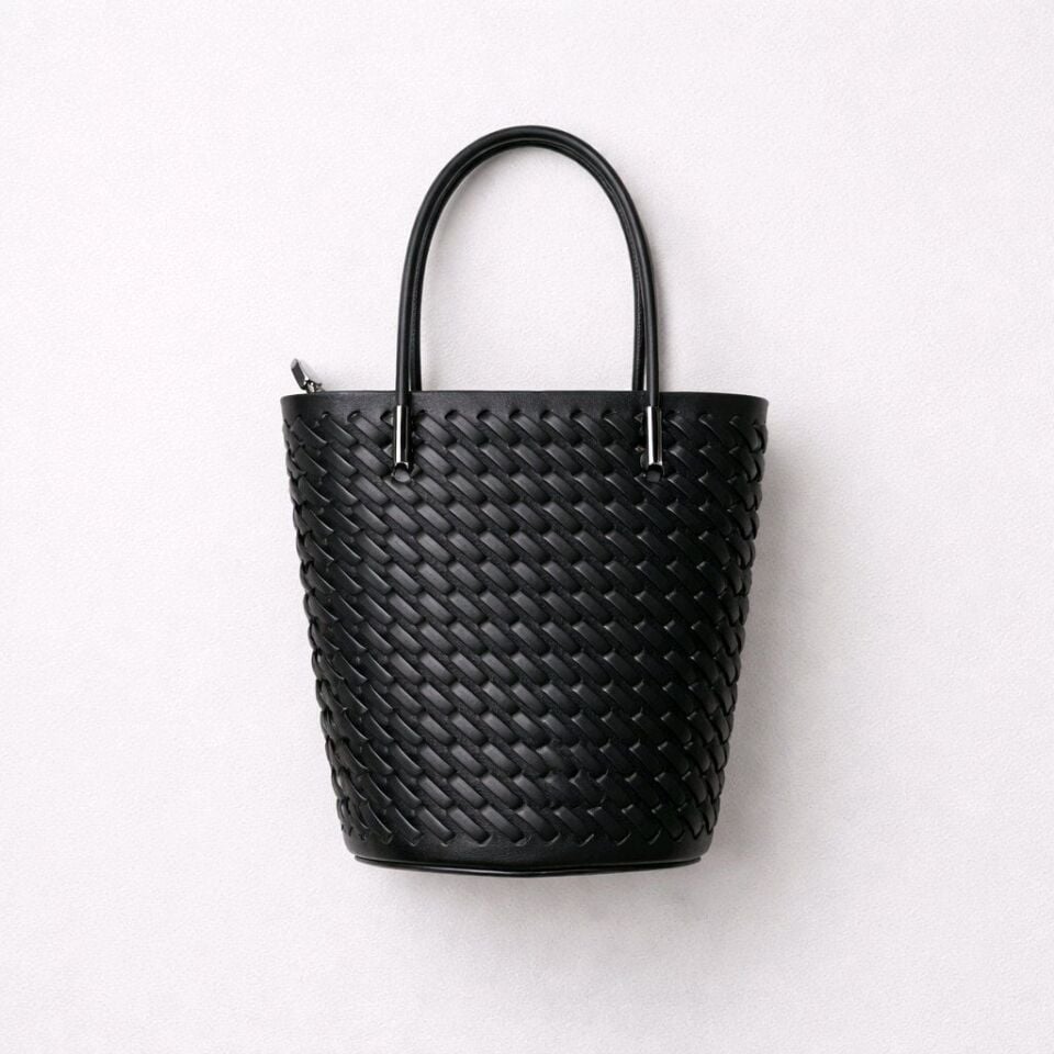 SİYAH ÖRGÜ TASARIMA SAHİP KISA SAPLI ÇANTA