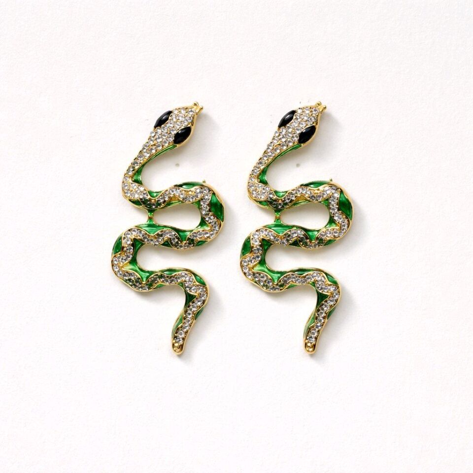 TAŞLI YEŞİL EMAYE TASARIMLI YILAN KÜPE