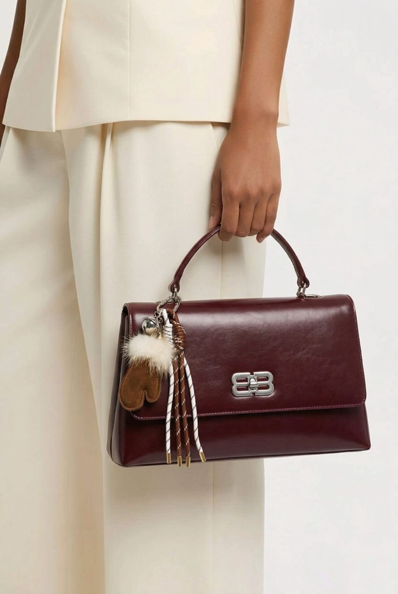 KENDİNE ÖZGÜ BB LOGOLU, BORDO ( BURGUNDY ) EL ÇANTASI