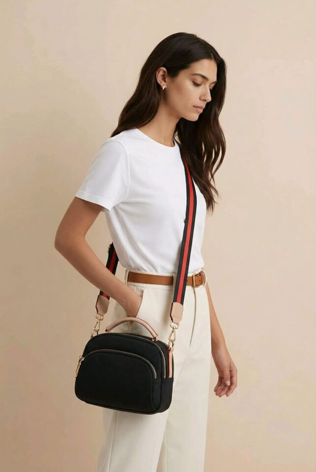 ÇOK BÖLMELİ SİYAH KUMAŞ EL VE KOL ÇANTASI