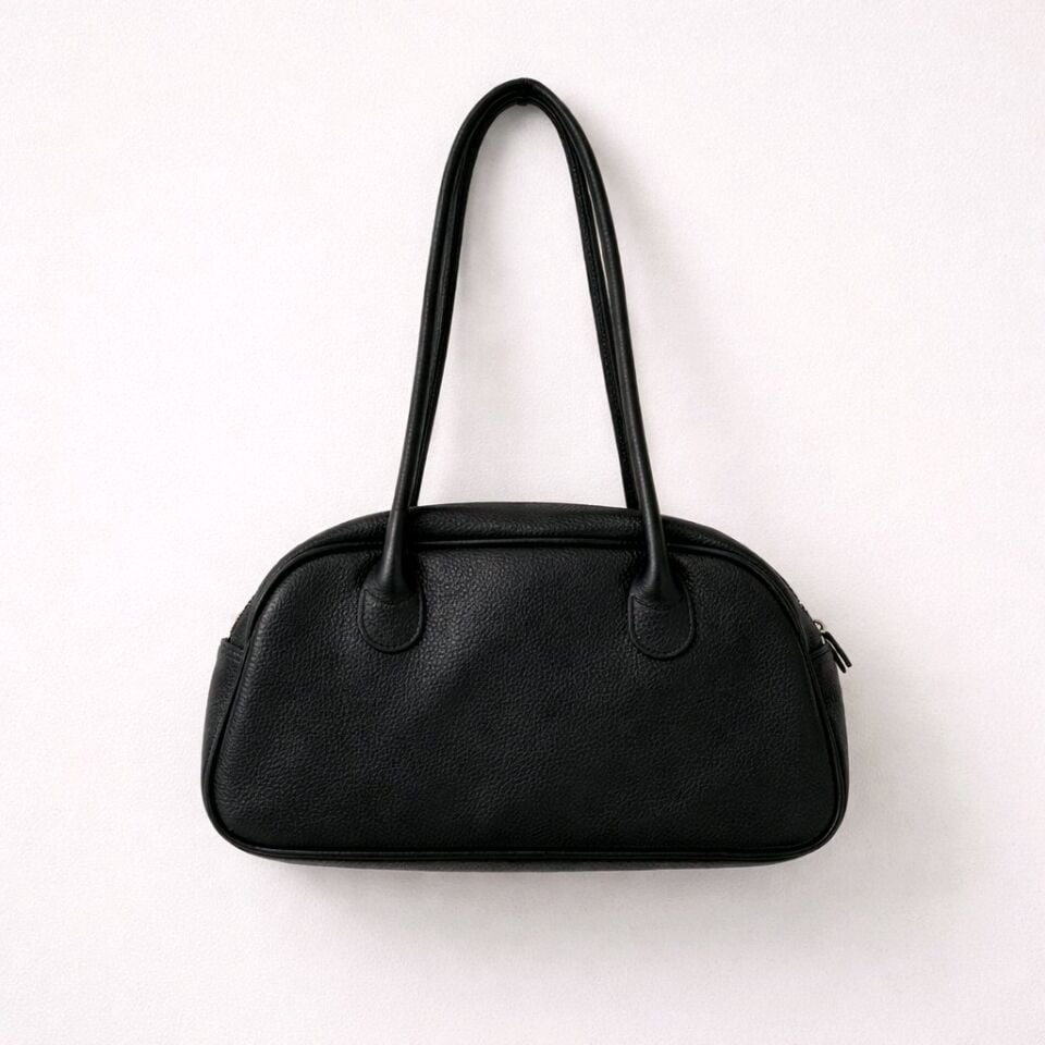 %100 DERİ SİYAH YASTIK TİPİ OMUZ ÇANTASI