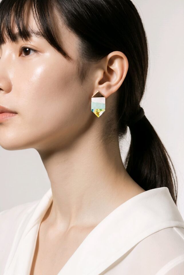 GEOMETRİK MERMER DESENLİ MODERN KÜPE