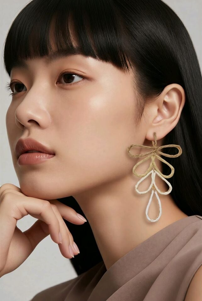 BOHEM YAPRAK TARZINDA UZUN KÜPE