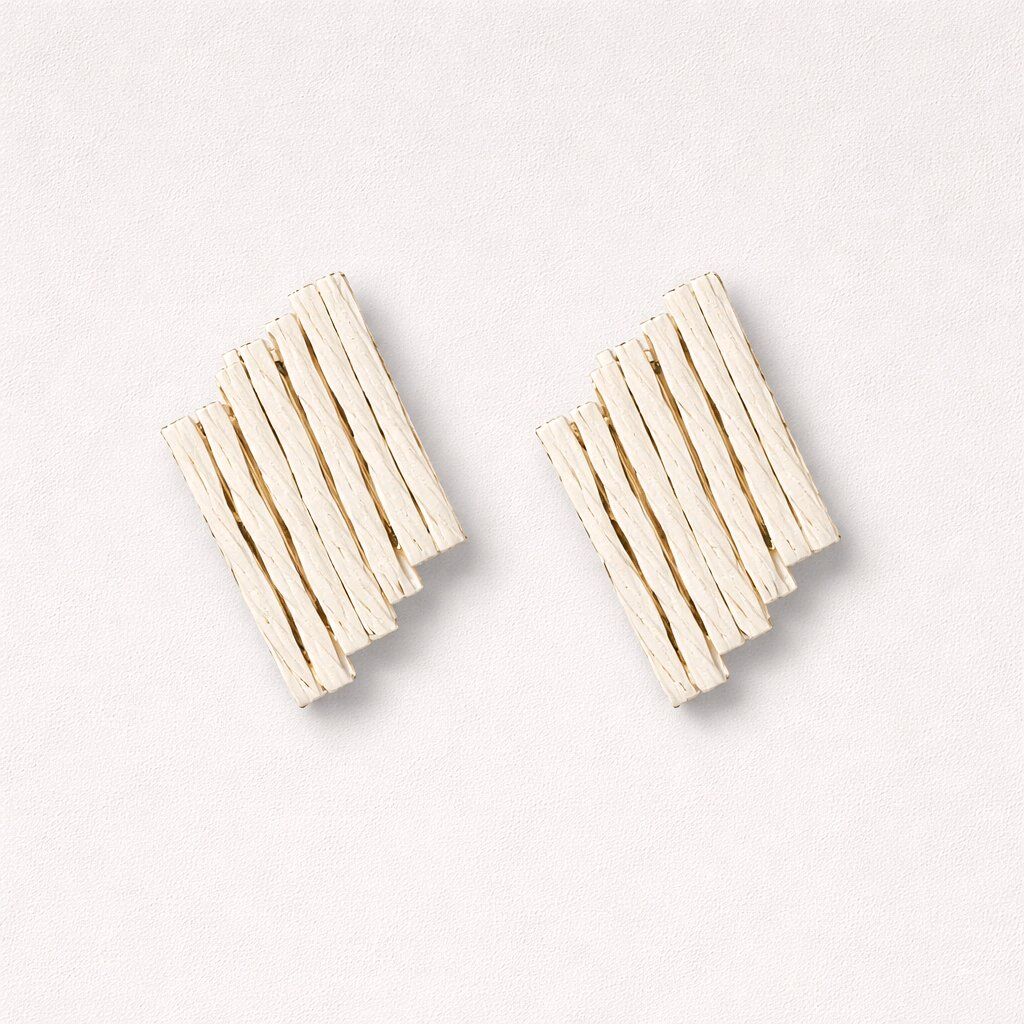 ASİMETRİK SIRALI DİKDÖRGEN BEYAZ BOHEM KÜPE