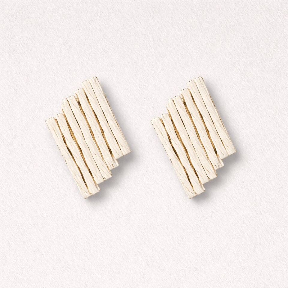 ASİMETRİK SIRALI DİKDÖRGEN BEYAZ BOHEM KÜPE