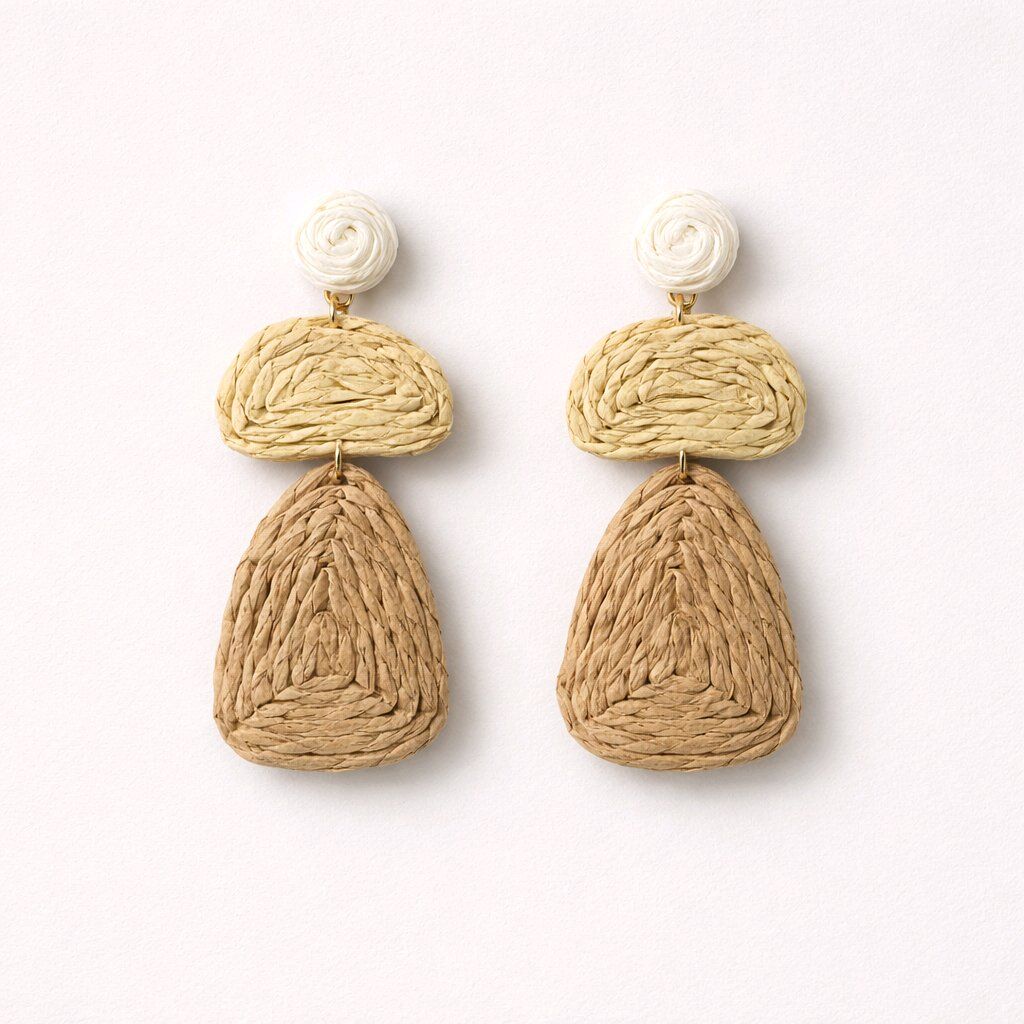 FARKLI GEOTMETRİK ŞEKİLLİ SALLANTILI HASIR KÜPE