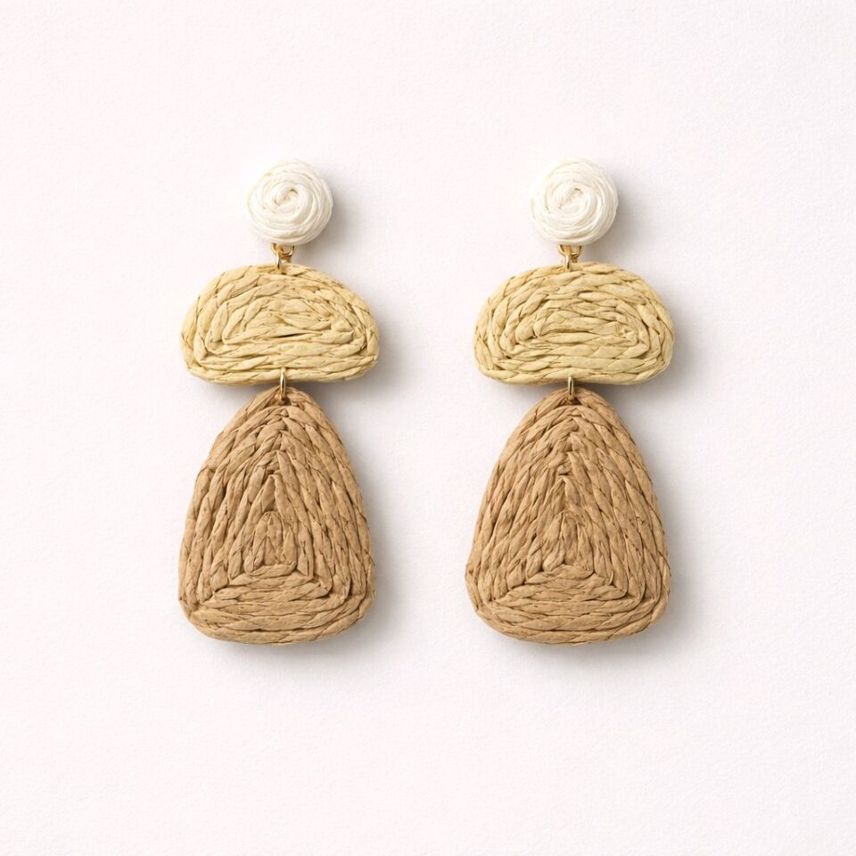 FARKLI GEOTMETRİK ŞEKİLLİ SALLANTILI HASIR KÜPE