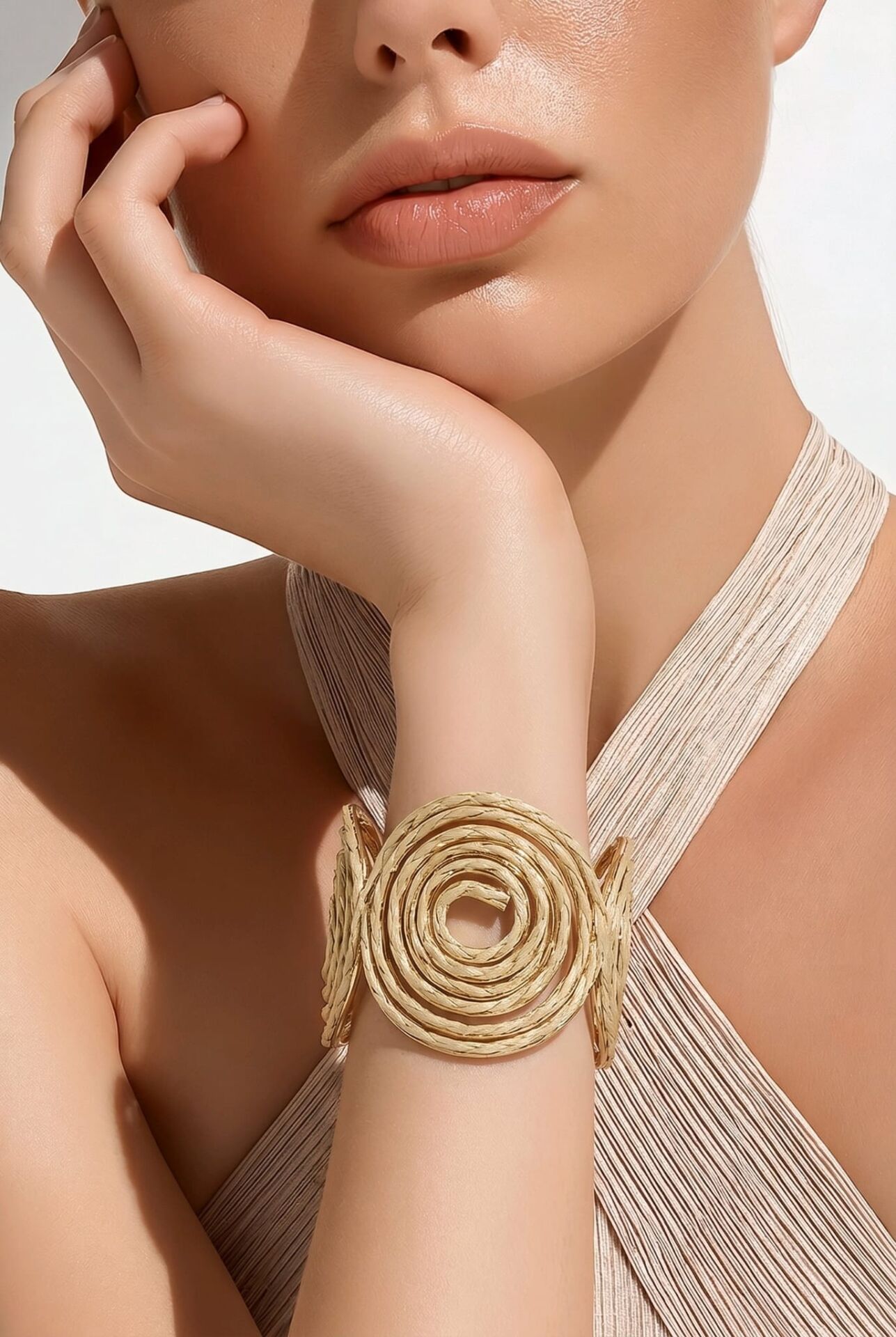 SPİRAL DESENLİ HASIR BOHEM BİLEKLİK