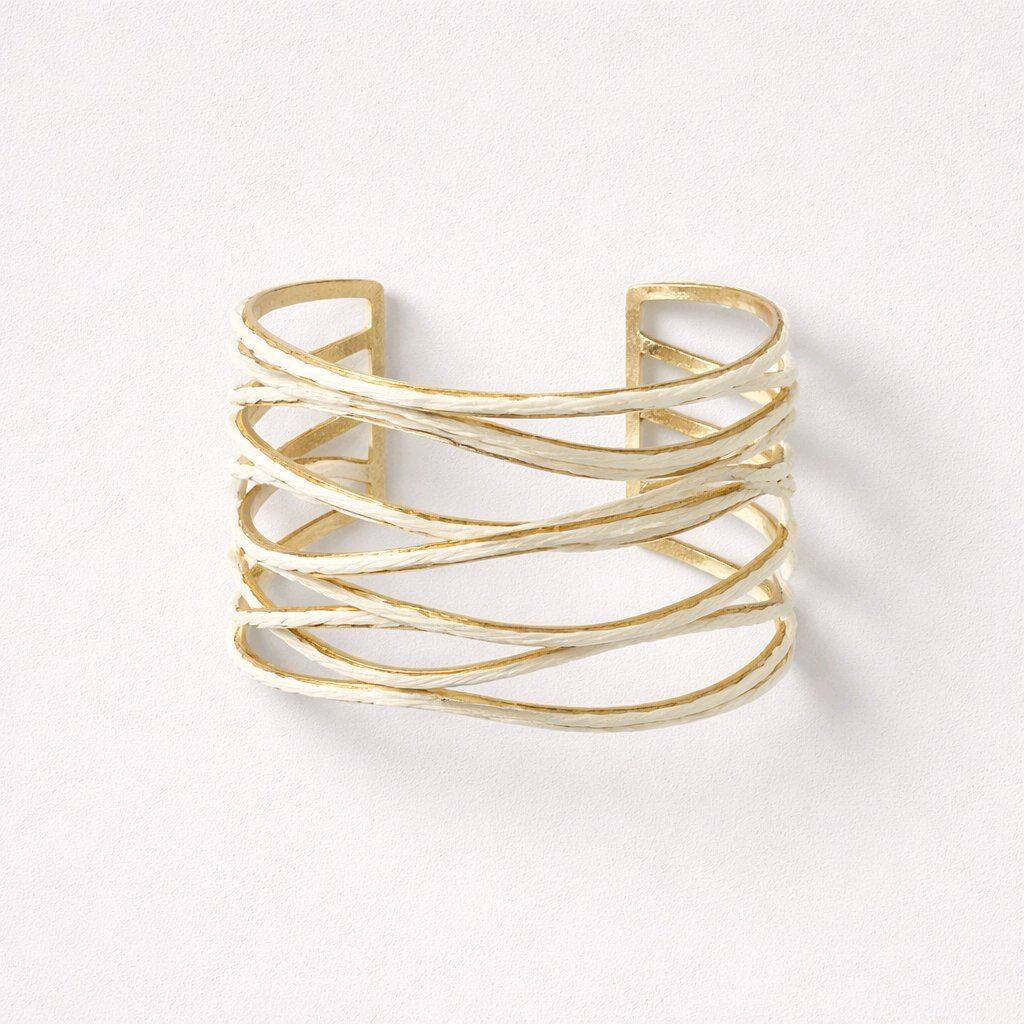 İÇ İÇE GEÇMİŞ DAİRESEL BEYAZ HASIR BOHEM BİLEKLİK