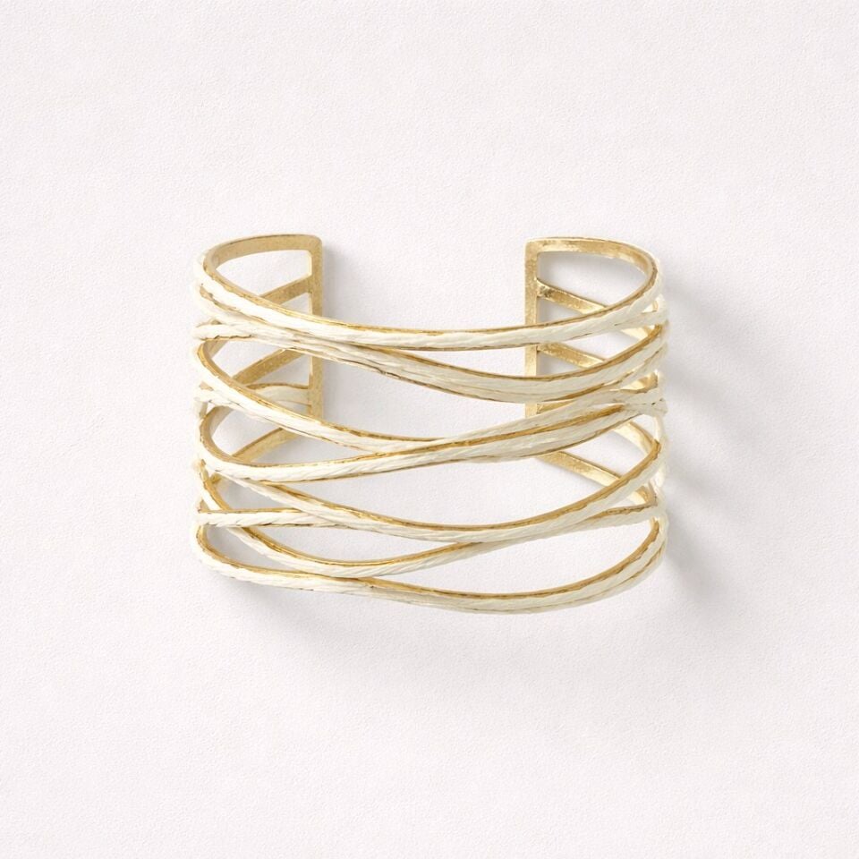 İÇ İÇE GEÇMİŞ DAİRESEL BEYAZ HASIR BOHEM BİLEKLİK