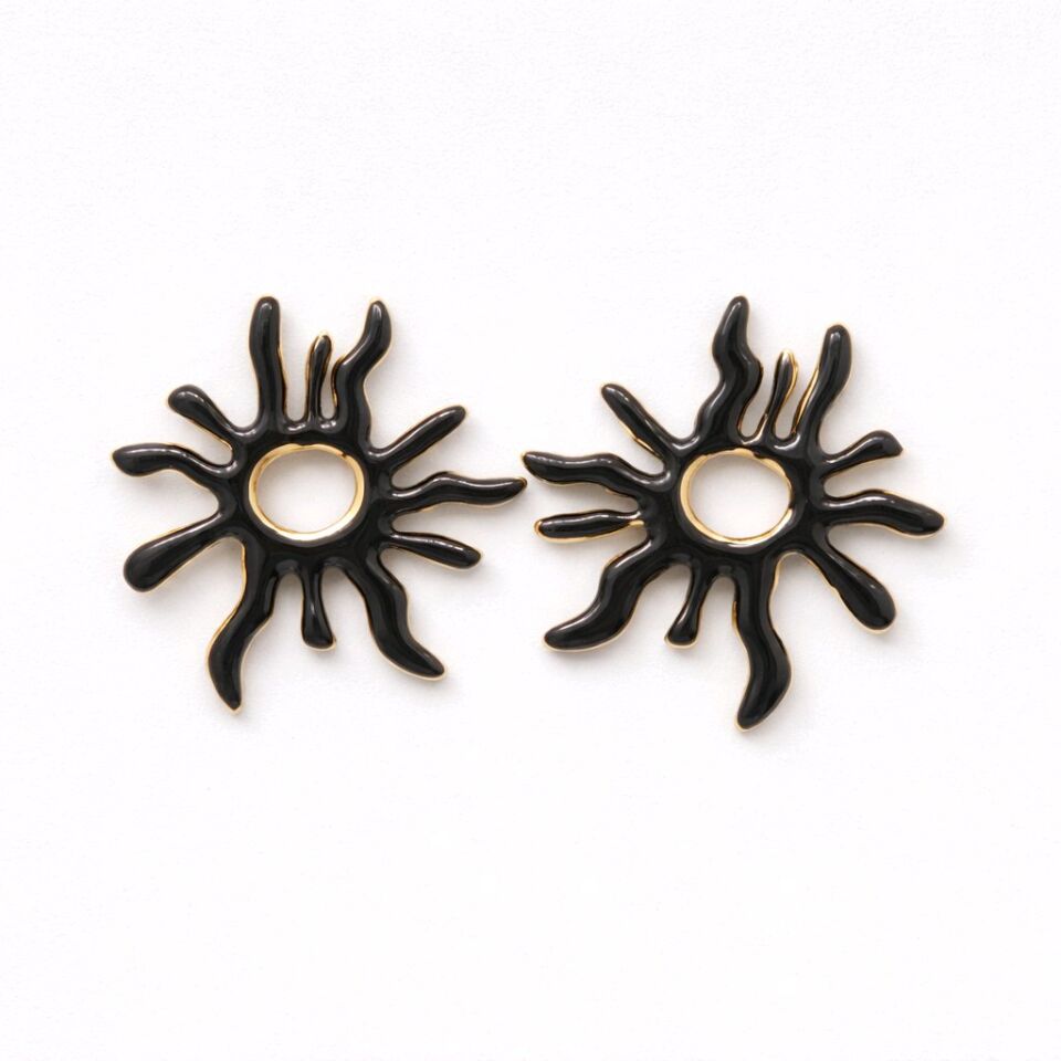 GÜNEŞ TASARIMINI ANDIRAN MAT SİYAH KAPLAMALI KÜPE