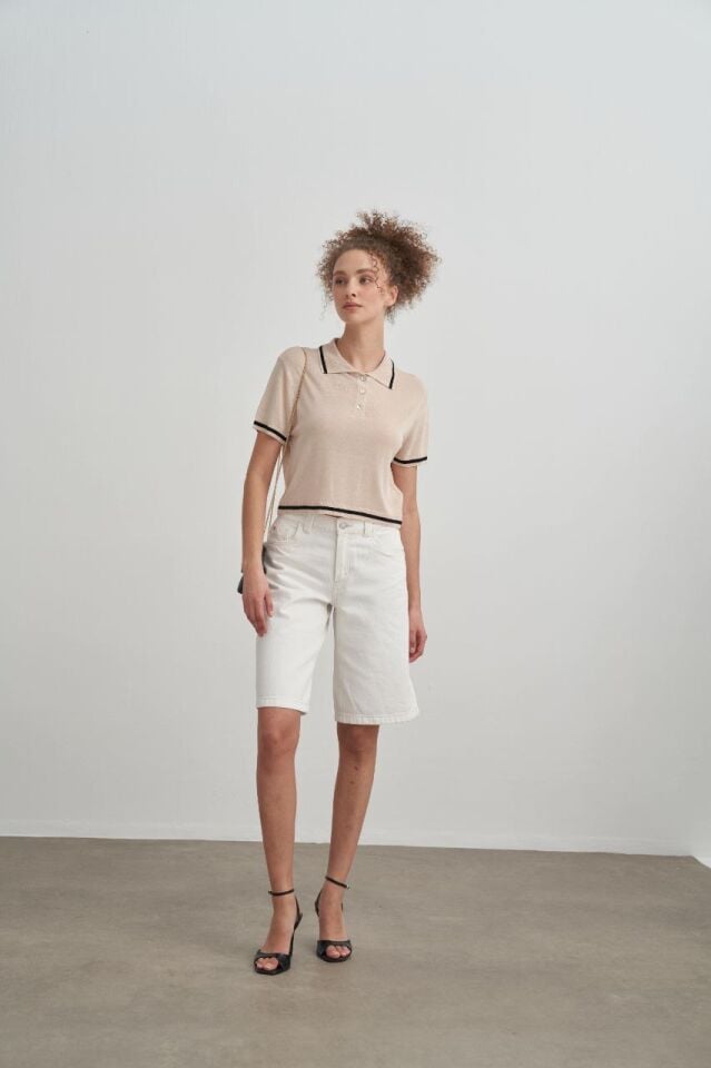 KONTRAST ŞERİT DETAYLARINA SAHİP BEJ RENGİ İNCE YAZLIK TRİKO