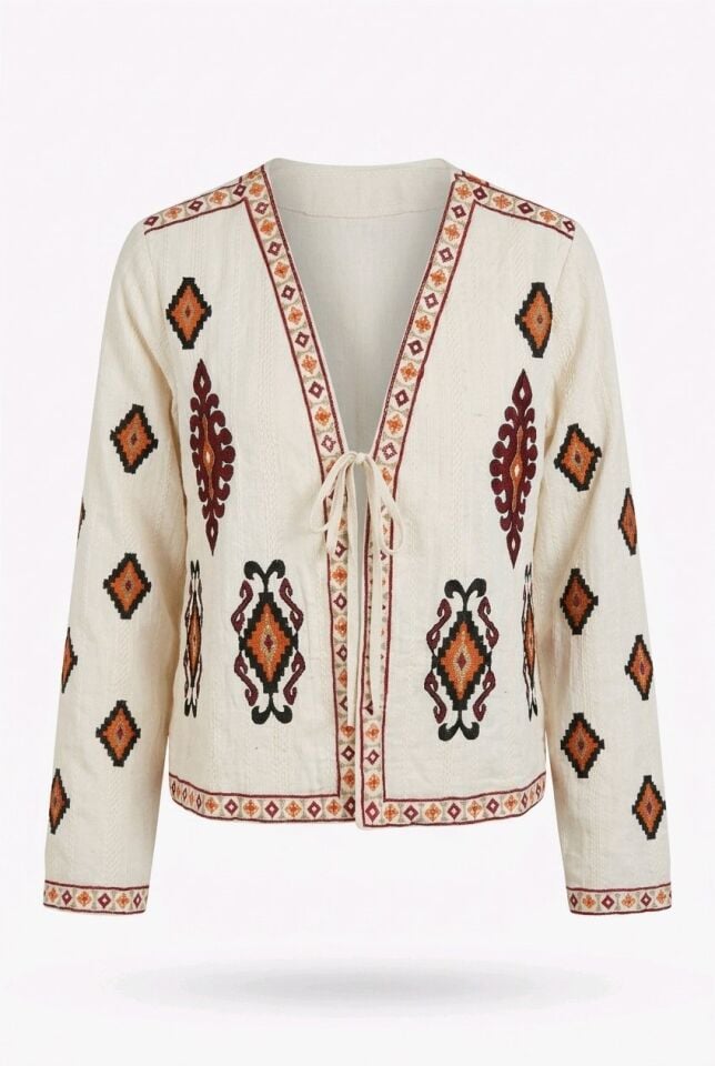 BORDO SİYAH NAKIŞ İŞLEMELİ ÖNDEN BAĞLAMALI CEKET